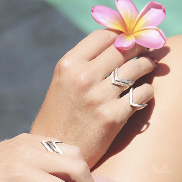 VENDETTA SPARKLING BABE RING SILVER - Lalu Jewellery